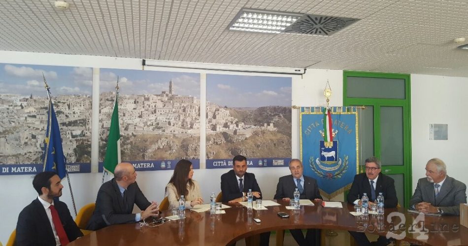 24-04-17 sigla protocollo intesa bari-matera-città metropolitana 1