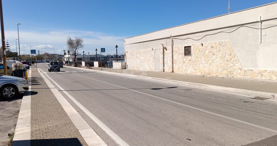 25-03-24 stamattina sopralluogo dell’assessore Mele a Palese per l’avvio dei lavori del primo tratto della pista ciclabile su lungomare Lorusso_4