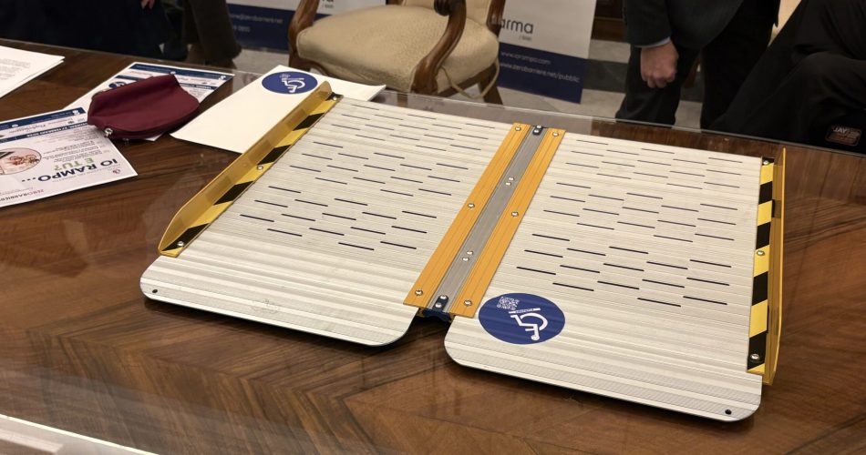 27-02-26 barriere architettoniche, parte da Bari il progetto Io Rampo..e tu_sottoscritto l'impegno tra Comune di Bari e categorie_foto 3