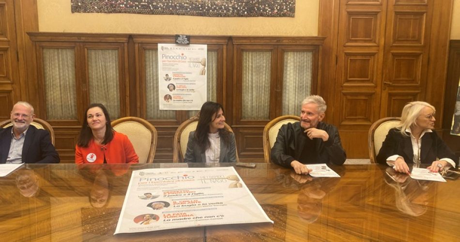 27-10-26 Mettiamoci il naso - Pinocchio per i bambini di Gaza_stamattina la presentazione