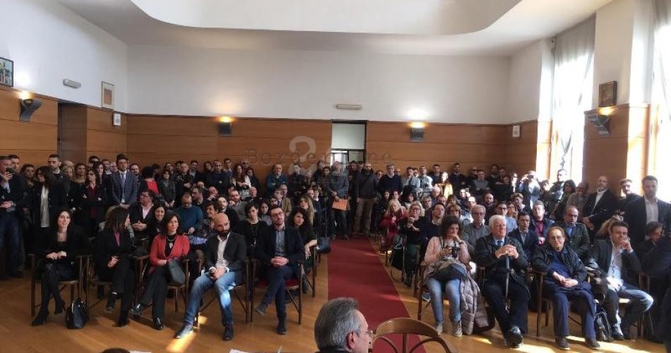 28-02-19 stamattina la stipula del contratto per 101 nuovi assunti al Comune di Bari 2