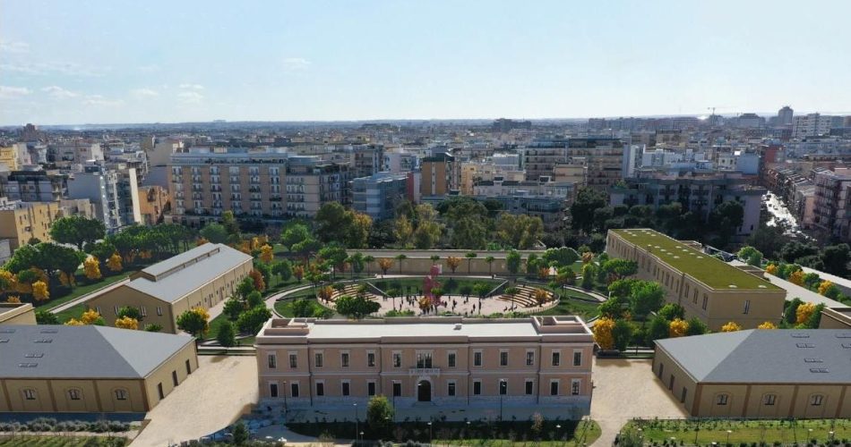 28-08-24 questa mattina sopralluogo del sindaco sul cantiere della ex Caserma Rossani per i lavori di esecuzione del tetto verde_render nuova sede Accademia