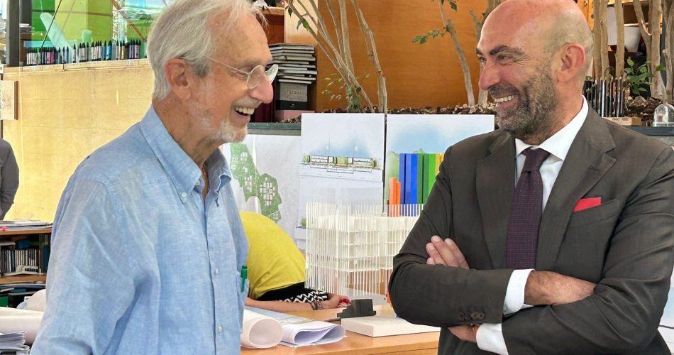 29-07-24 oggi il sindaco a Genova per l’incontro con Renzo Piano sull’andamento del cantiere G124_1 (1)