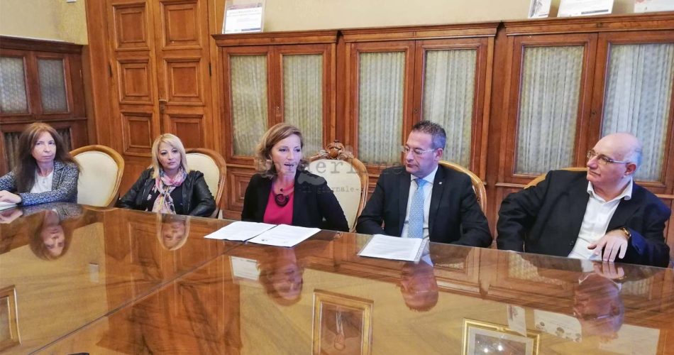 29-10-18 progetto Mede@ su bullismo e cyberbullismo_stamattina la presentazione 1