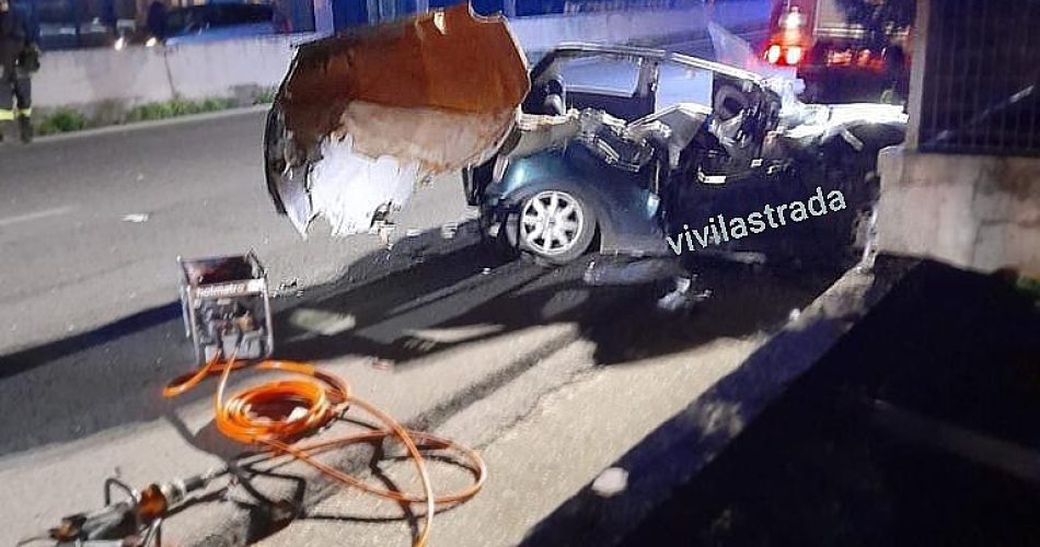 incidente statale 96 tre morti