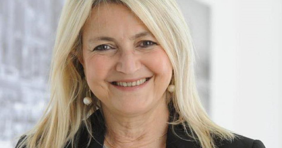 331942110_1201487360500168_1731578087362769927_n