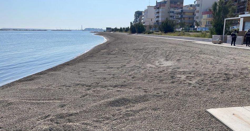 Foto Facebook Decaro