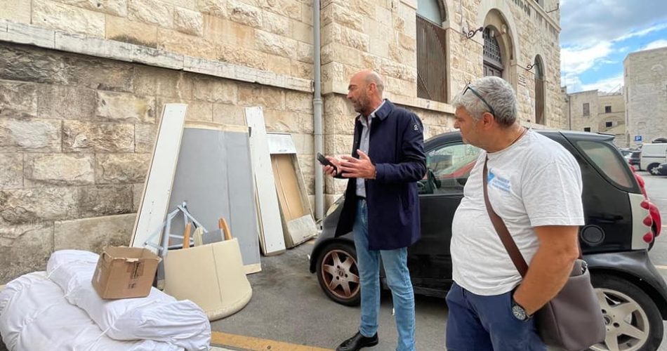 rifiuti incivili bari