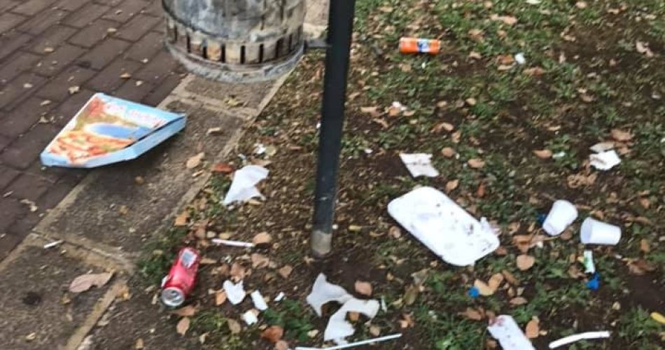 giardino bucci rifiuti