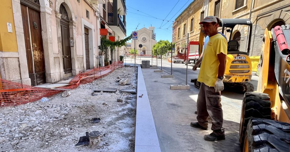 8B6C90DF-DE7F-44FF-9BB9-AD27C7B155E6 (1)