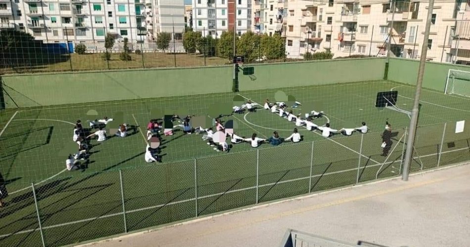 Pace studenti istituto Pietro Alberotanza di Bari