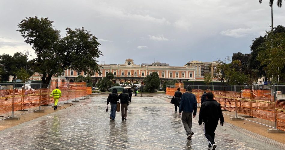 Apertura asse via Sparano fronte stazione