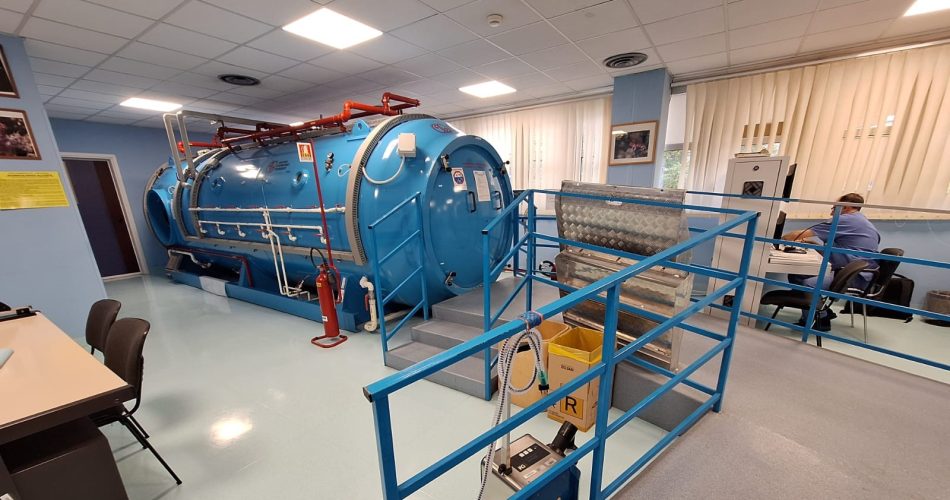 Camera iperbarica Ospedale San Paolo Bari (4)