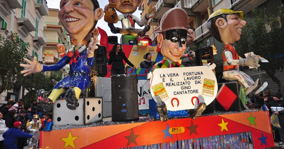 Carnevale di Molfetta - Una delle ultime edizioni - 1