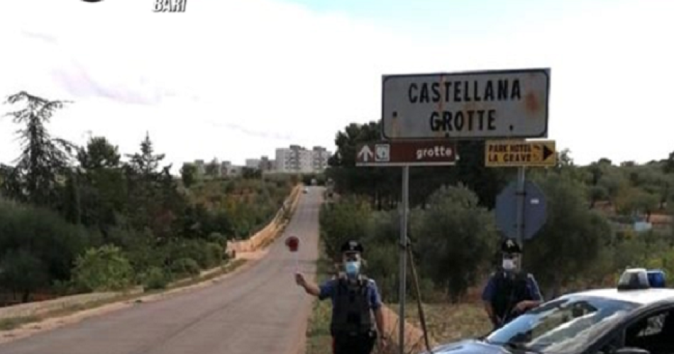 Castellana Grotte carabinieri
