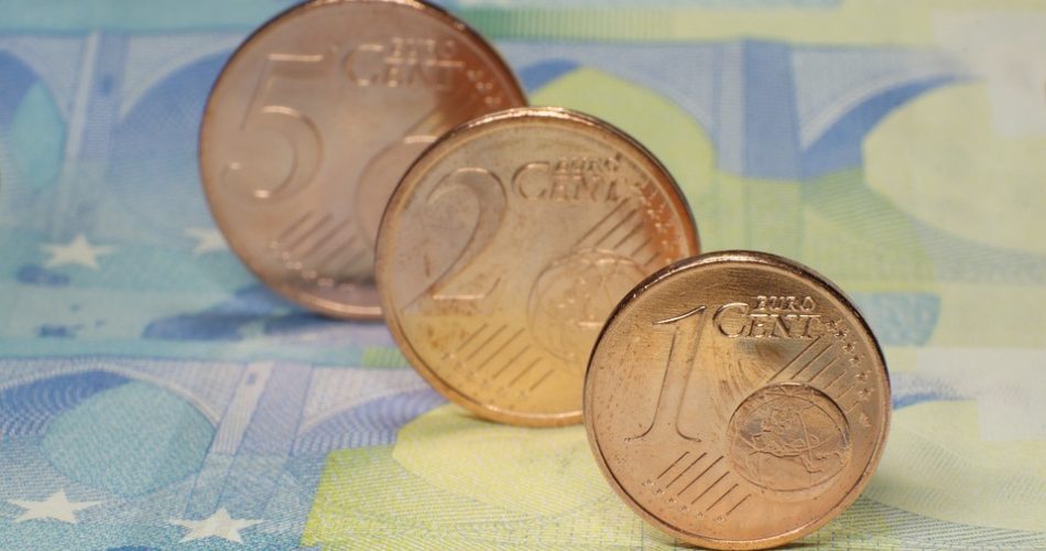 Come risparmiare sulla scelta e gestione di un conto corrente