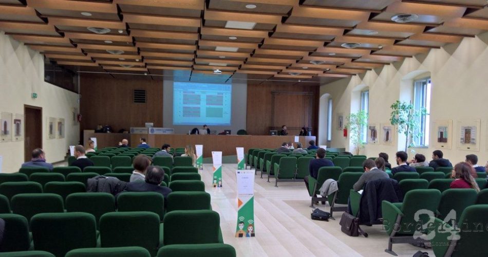 Crescere in digitale foto labpratorio