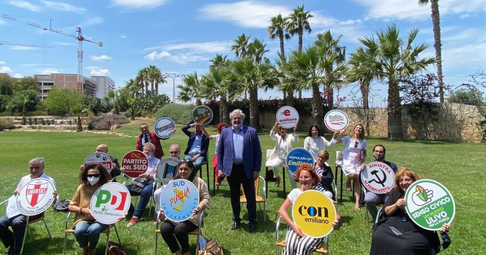 Emiliano presenta le liste