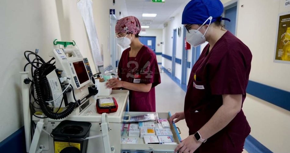 FB020BB6-D786-42A5-A747-1249CDA750F3