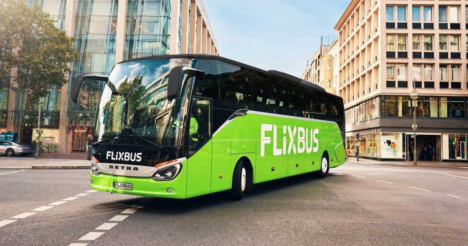 FLIXBUS_MaxThrelfallPhoto_07_City_sun_133_re-1-scaled