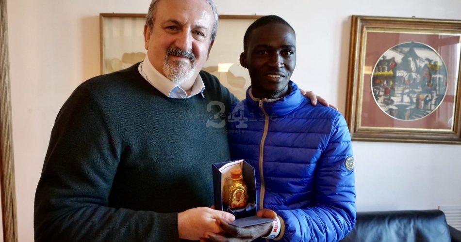 FOTO2 Emiliano premio Radice di Puglia