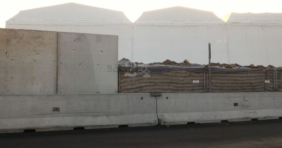 Fibronit muro abbattuto