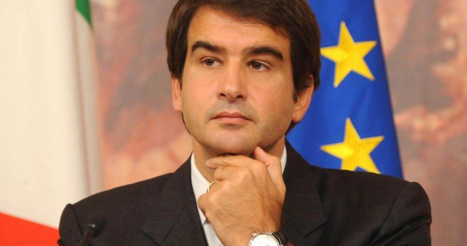 Forza-Italia-è-finita.Non-esiste-più-parole-di-Raffaele-Fitto