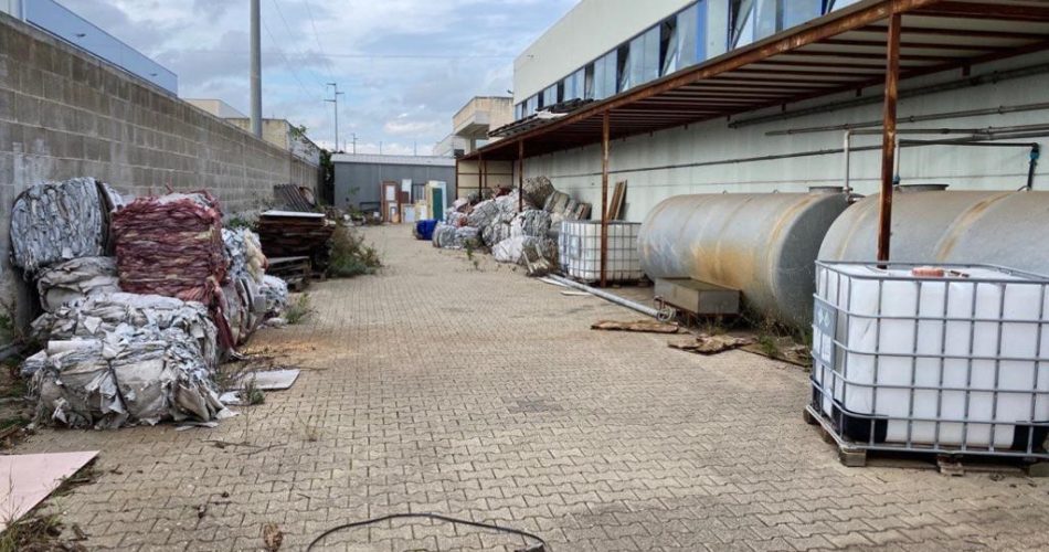 stabilimento monopoli