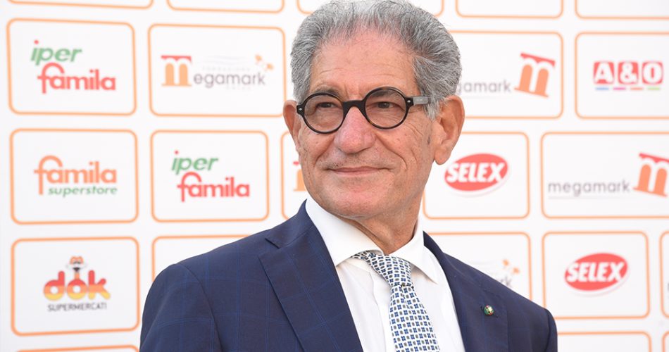 Foto Cav. Giovanni Pomarico, Gruppo Megamark