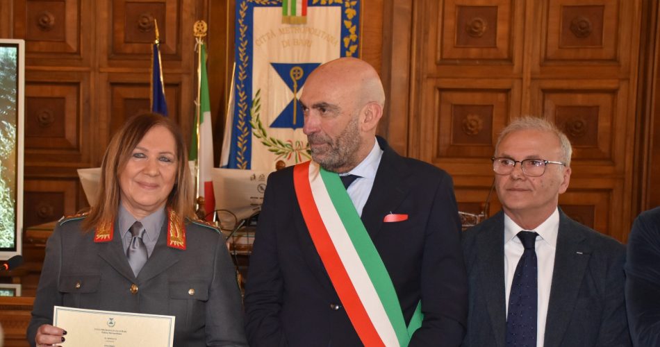 Foto Polizia metropolitana - encomi4