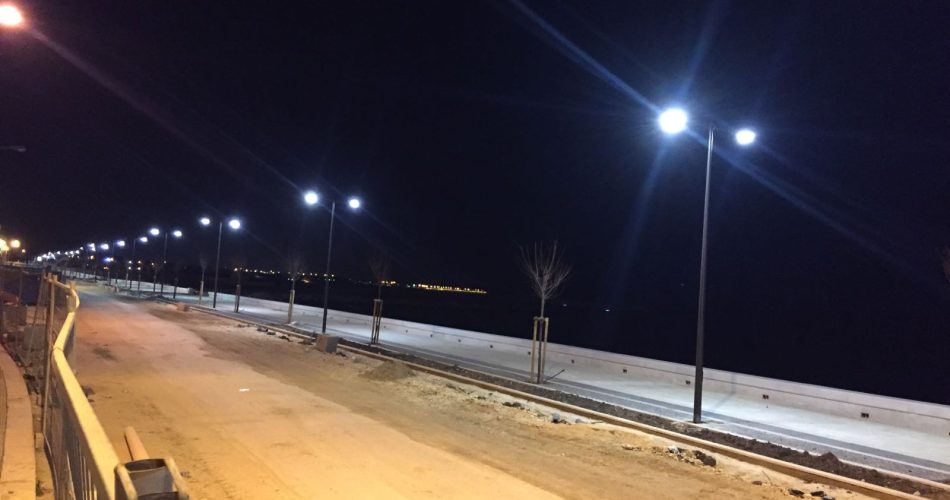 Test illuminazione del waterfront (foto Borderline24)