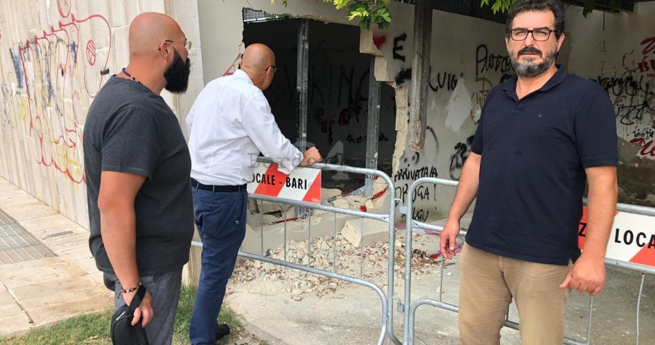 parco giovanni paolo II vandalizzato