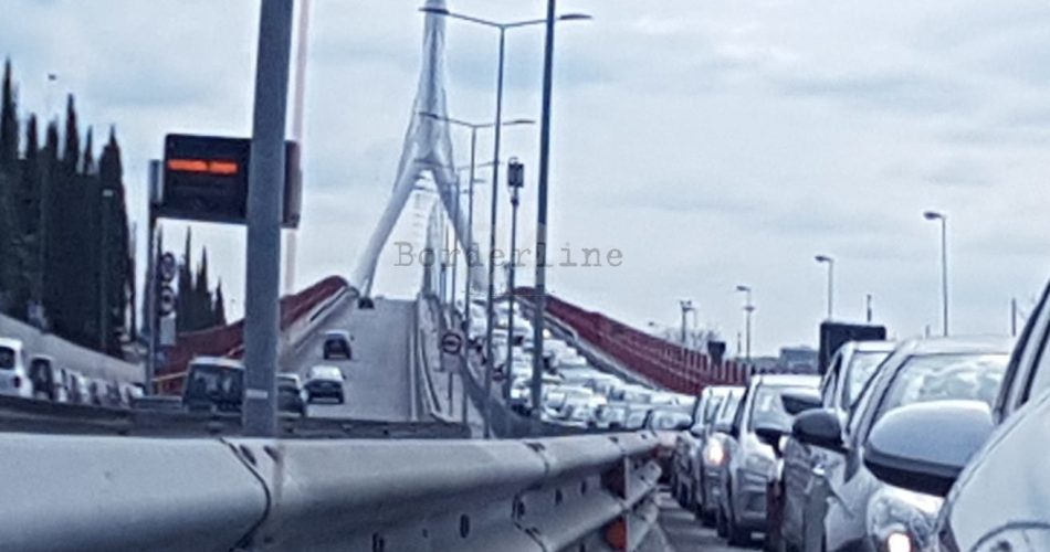 traffico ponte adriatico