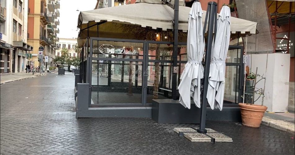 via argiro locali chiusi