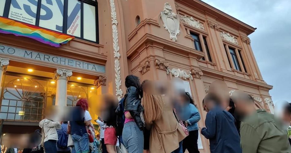 banksy bari teatro margherita