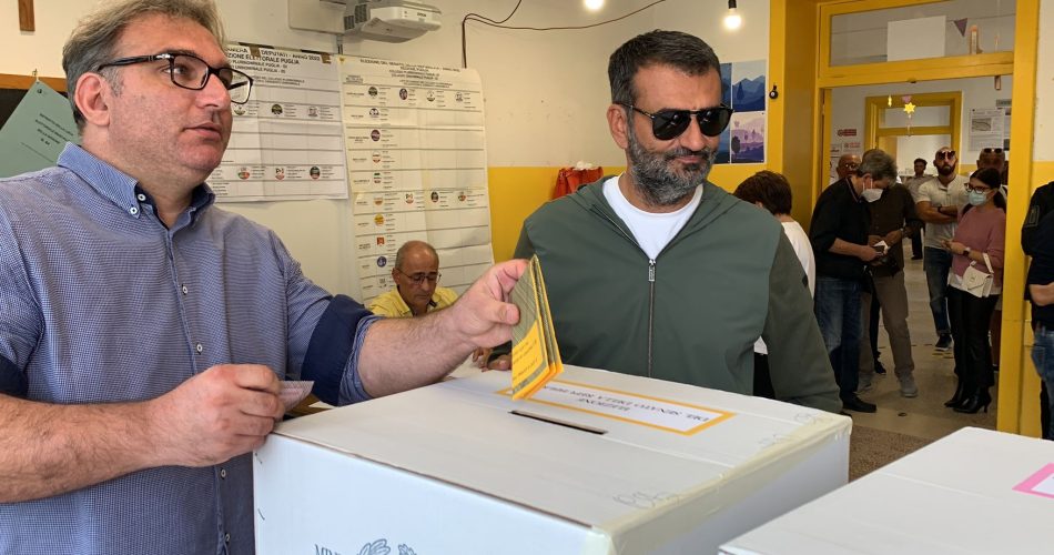 Decaro al voto