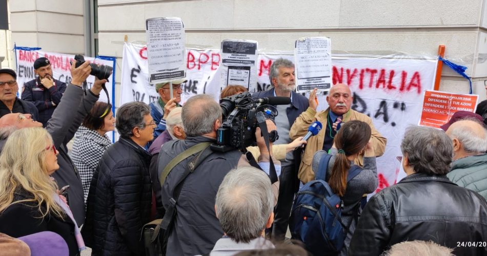 Protesta popolare di Bari