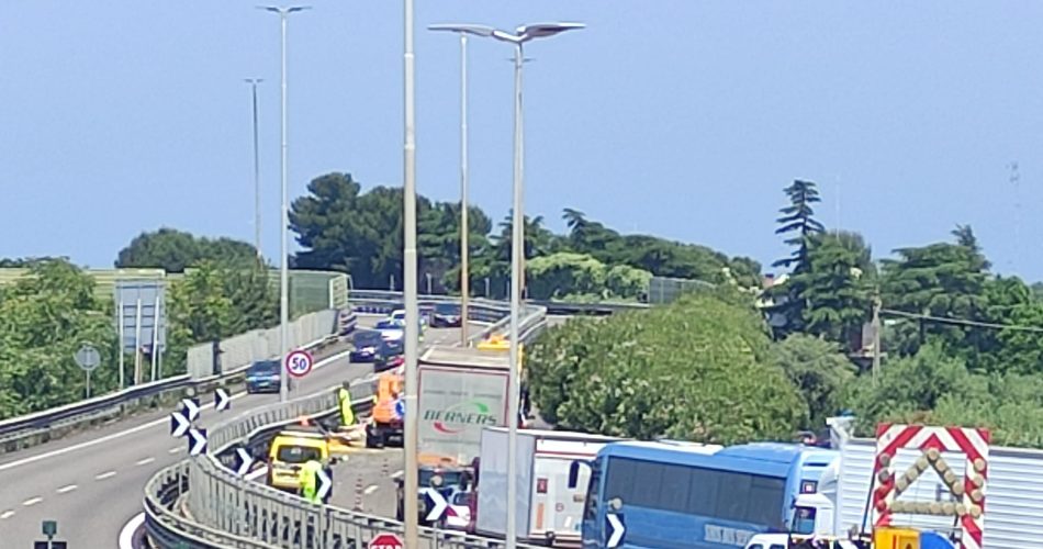 incidente tangenziale