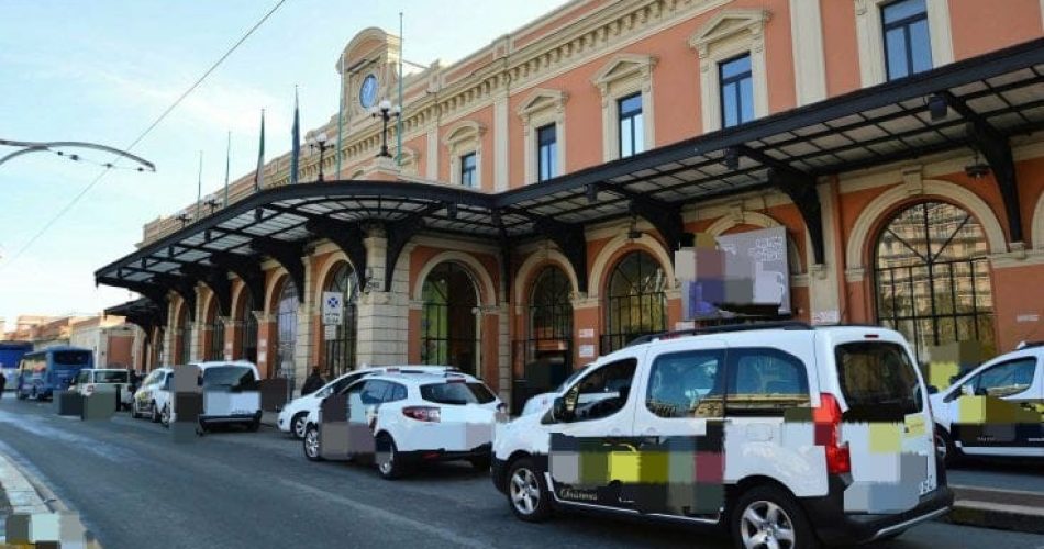 Taxi stazione