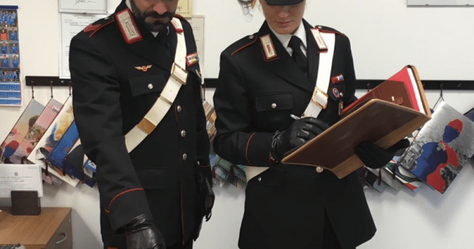 carabinieri pistola