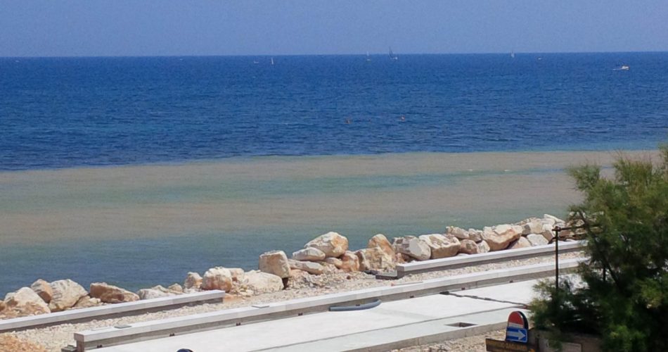 I lavori in mare a San Girolamo