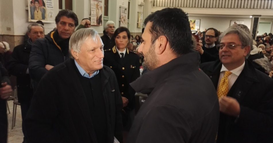 Don Ciotti con il sindaco di Bari Antonio Decaro