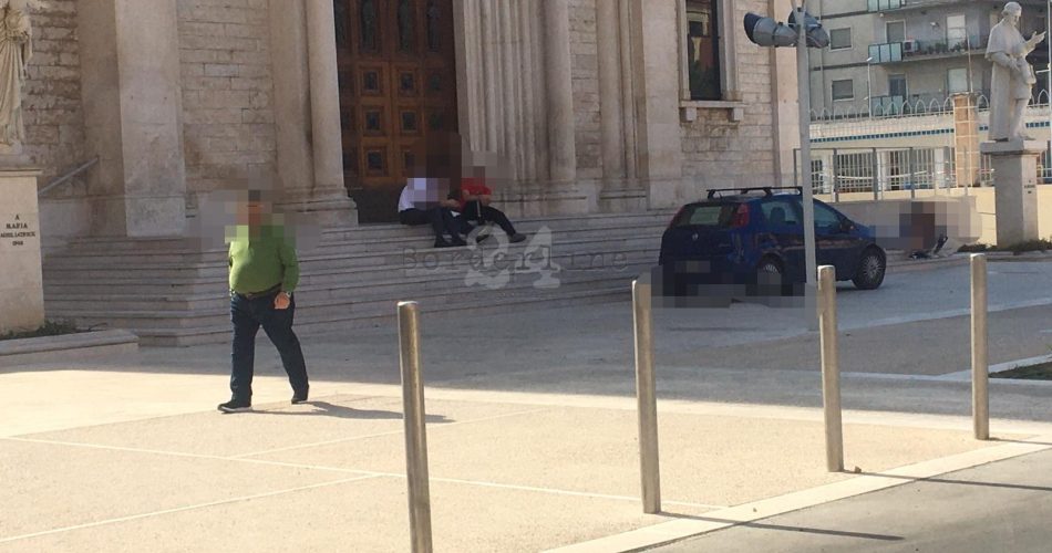 degrado piazza redentore