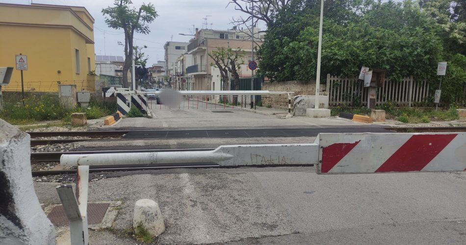 passaggio a livello Palese