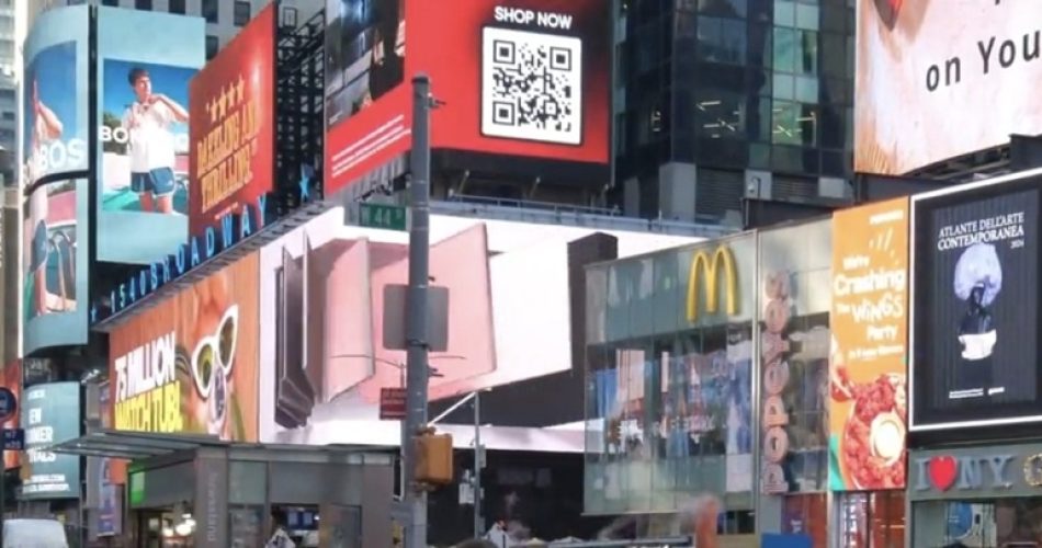 Il Volo di Arianna videoproiettato a Times Square New York
