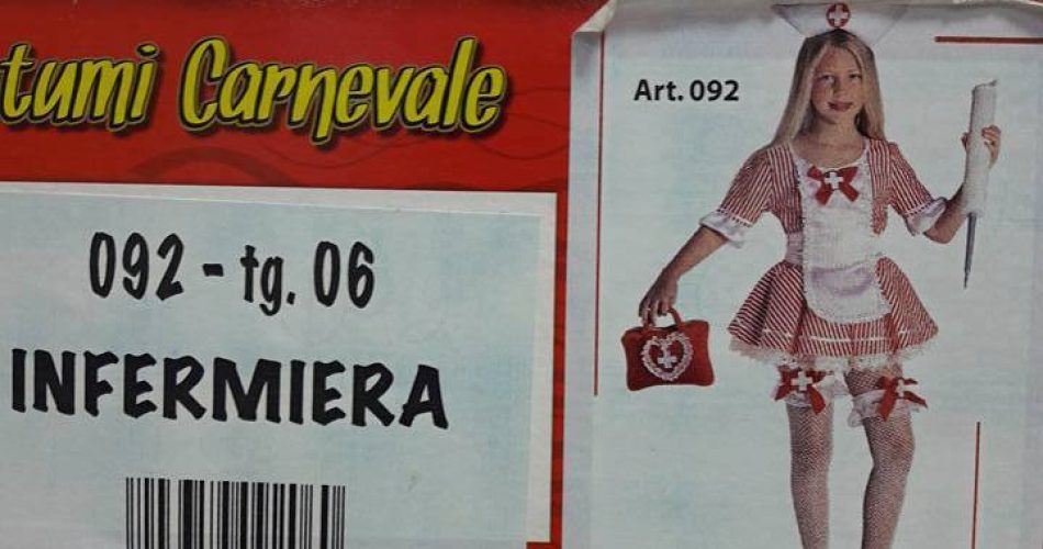 Il vestito per Carnevale sotto accusa