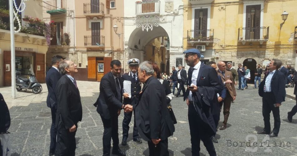 La visita del ministro Padoan a Bari durante il G7