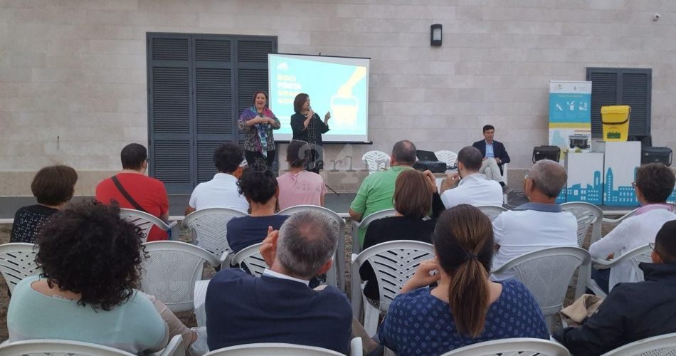 Incontro con la cittadinanza con interprete Lis