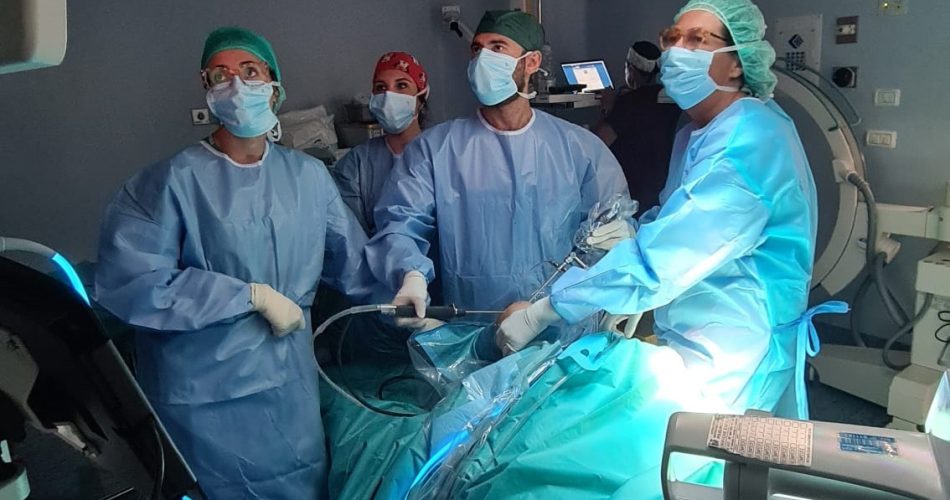 Intervento artroscopia pediatrica Giovanni XXIII (3) (1)