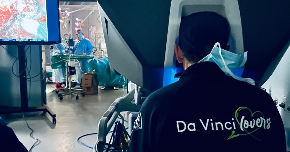 Intervento_robot_davinci_single_port_PoliclinicoBari (1)